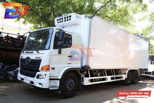 Xe tải Hino 14 tấn thùng đông lạnh Hino FM8JW7A