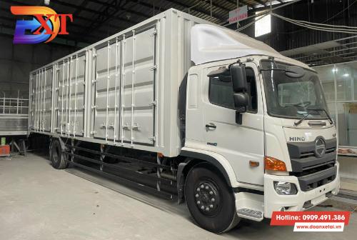 Xe tải thùng kín chở cấu kiện điện tử 6.5 tấn | Hino FG thùng dài Ultralong