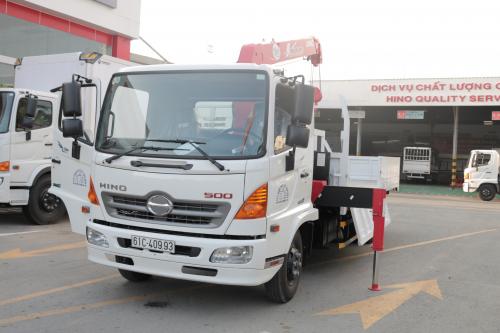 Hino 6 Tấn Gắn Cẩu Unic 3 Tấn Thùng Dài 6m1