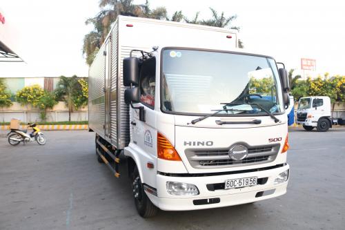 Hino 6.4 Tấn Thùng Kín Dài 6m7| Hino FC9JLTC 6T4