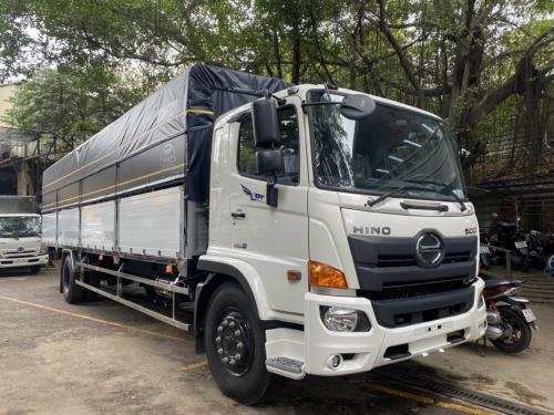 Hino 8 Tấn Thùng Mui Bạt Dài 10 Mét 2023